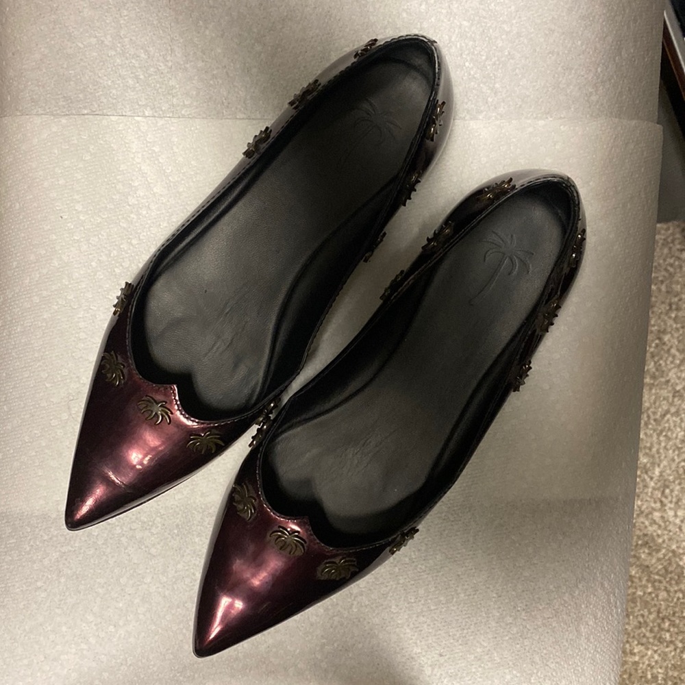Tomas Maier Flats